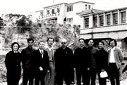 1981年1月，唐云、唐俞览、与赖少其、曾菲、雷子源、莫一点等在深圳水库合影