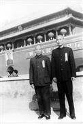李芝卿与高秀泉在北京（1959年）参加国庆十周年