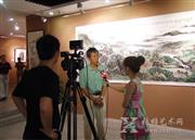 厦门卫视在张雄书画院采访著名画家吴庆林