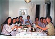 1993年4月邱瑞风母亲从台湾来美国旅游，请来我家小聚，海峡两岸友谊万岁。