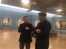 与中国美术馆副馆长胡伟先生